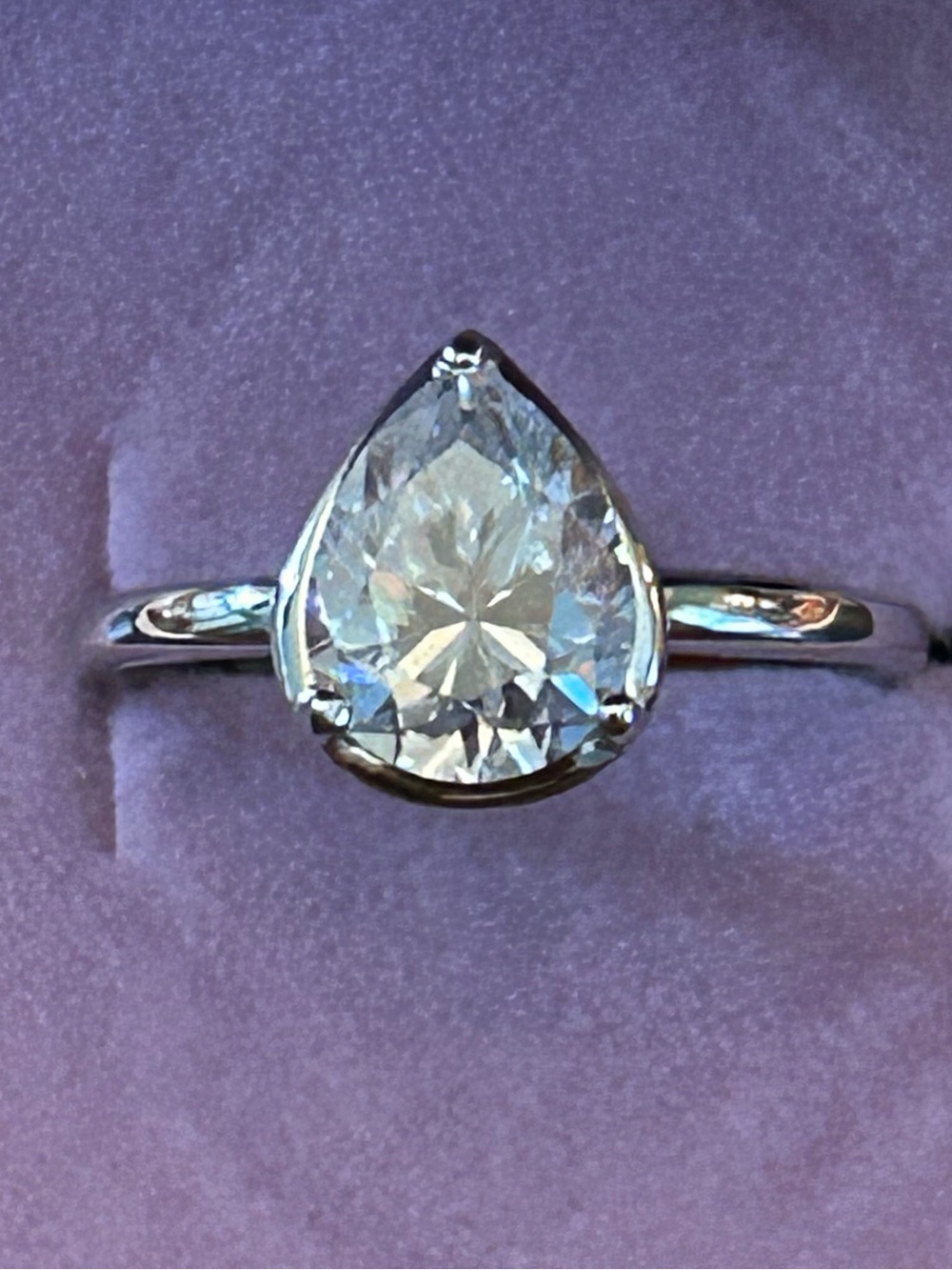 1.00 Carat Moissanite 💎 Pear-Shaped Solitaire Ring 💍 in 925 Sterling Silver